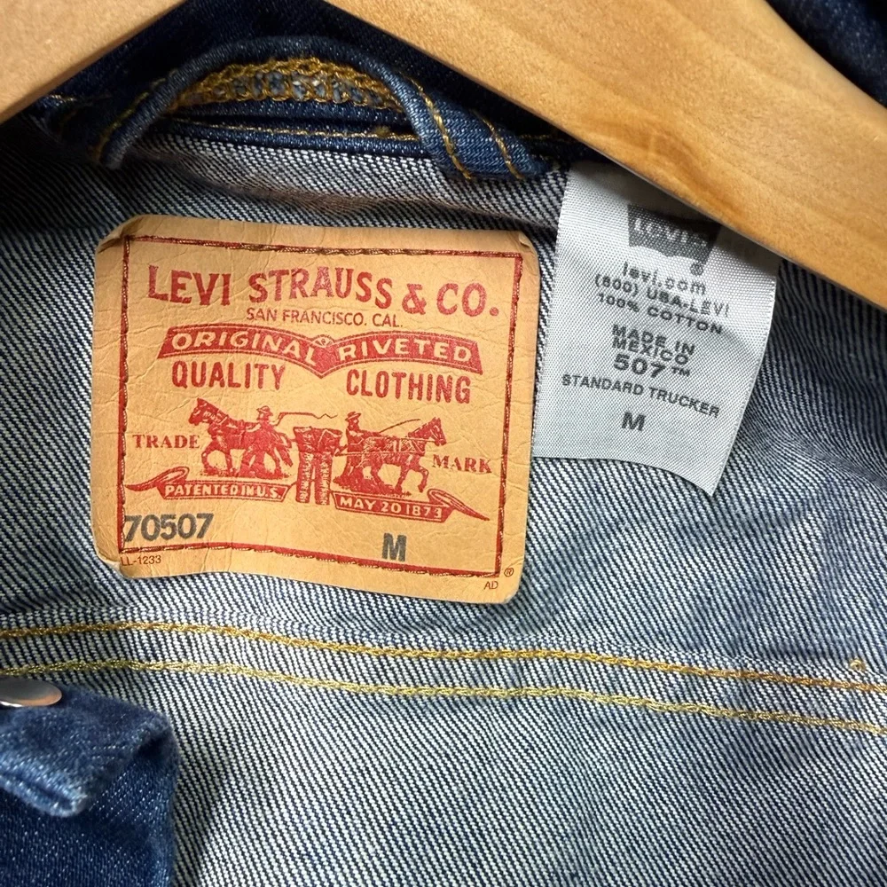 Levi's  70507 Denim Jacket Trucker Standard  Mens Size Medium Denim Blue